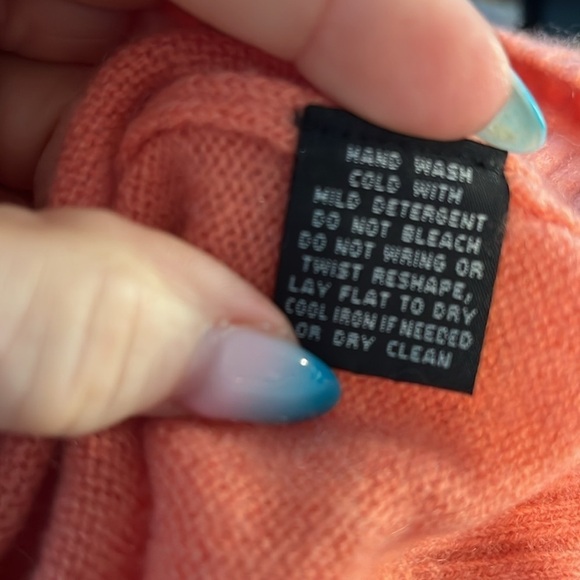 Christopher Fischer Cashmere Sweater V-neck Peach Long Sleeves Size XL - Picture 8 of 10